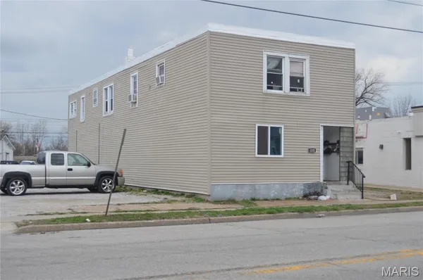 $245,000 | 335 West St Louis Avenue, East Alton, IL 62024
