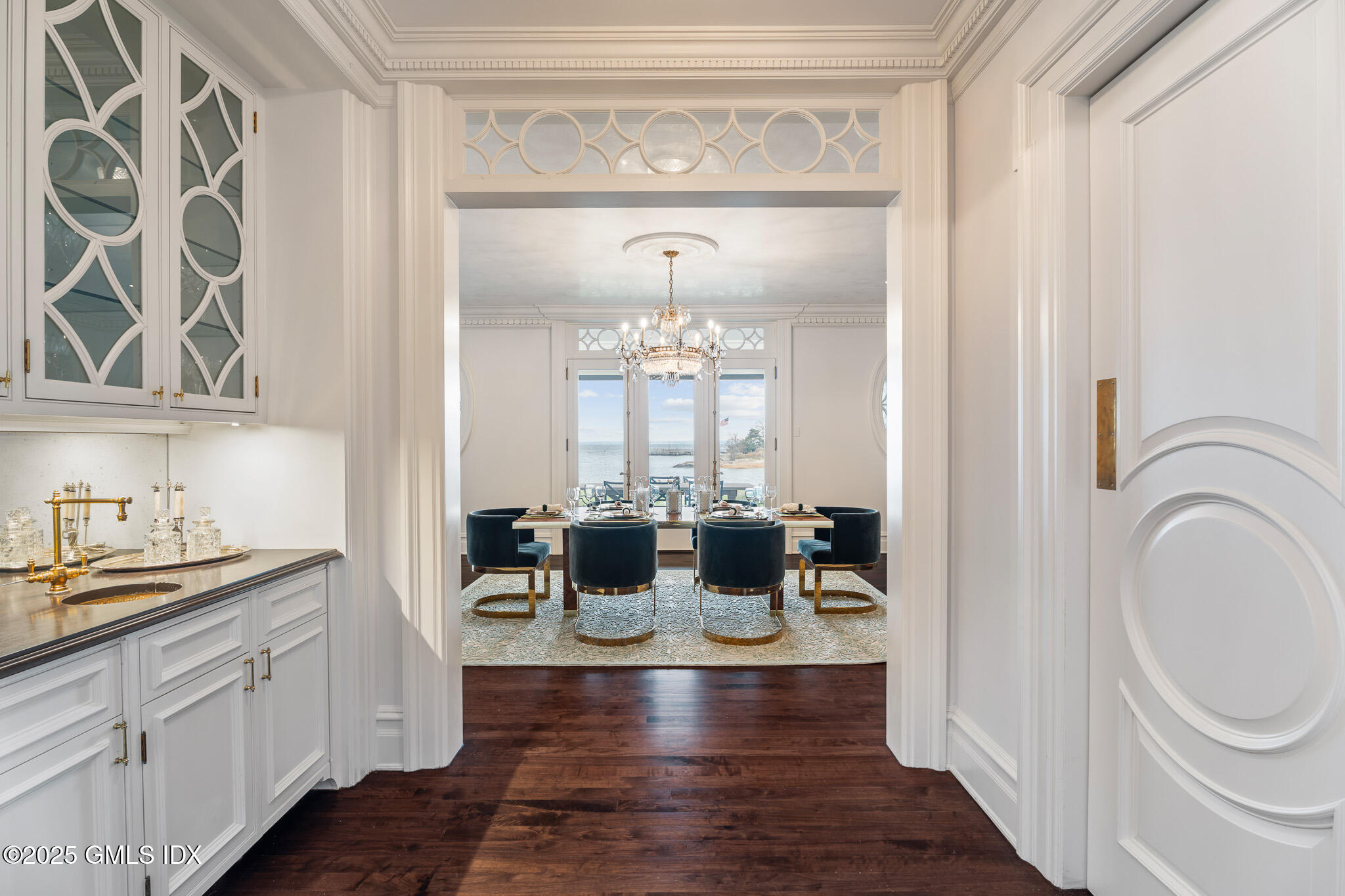 545 Indian Field Road Greenwich, CT 06830 - Photo 12 of 39 a view of living room with a sink and cabinets