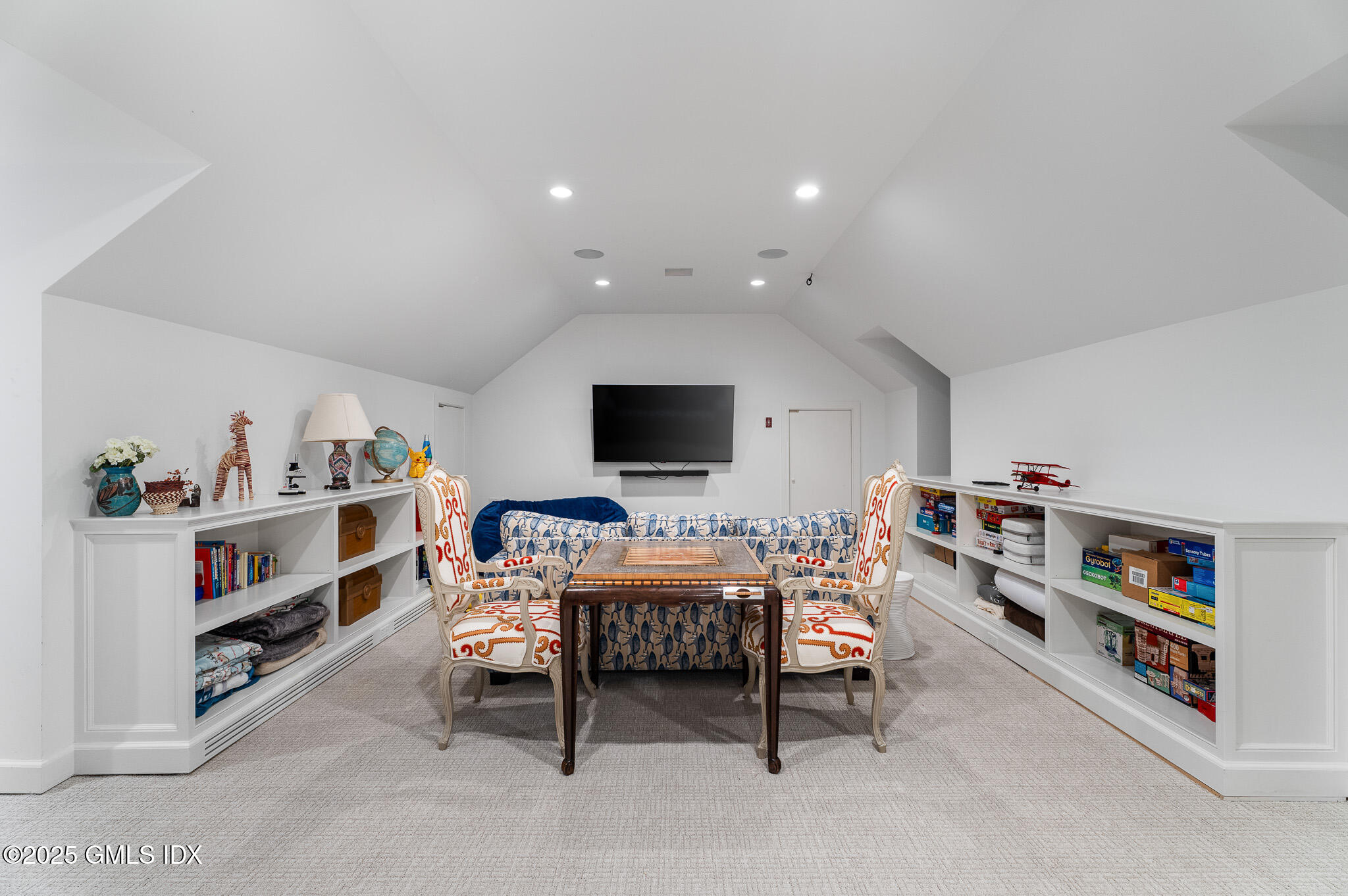 545 Indian Field Road Greenwich, CT 06830 - Photo 30 of 39 a workspace with furniture and toys