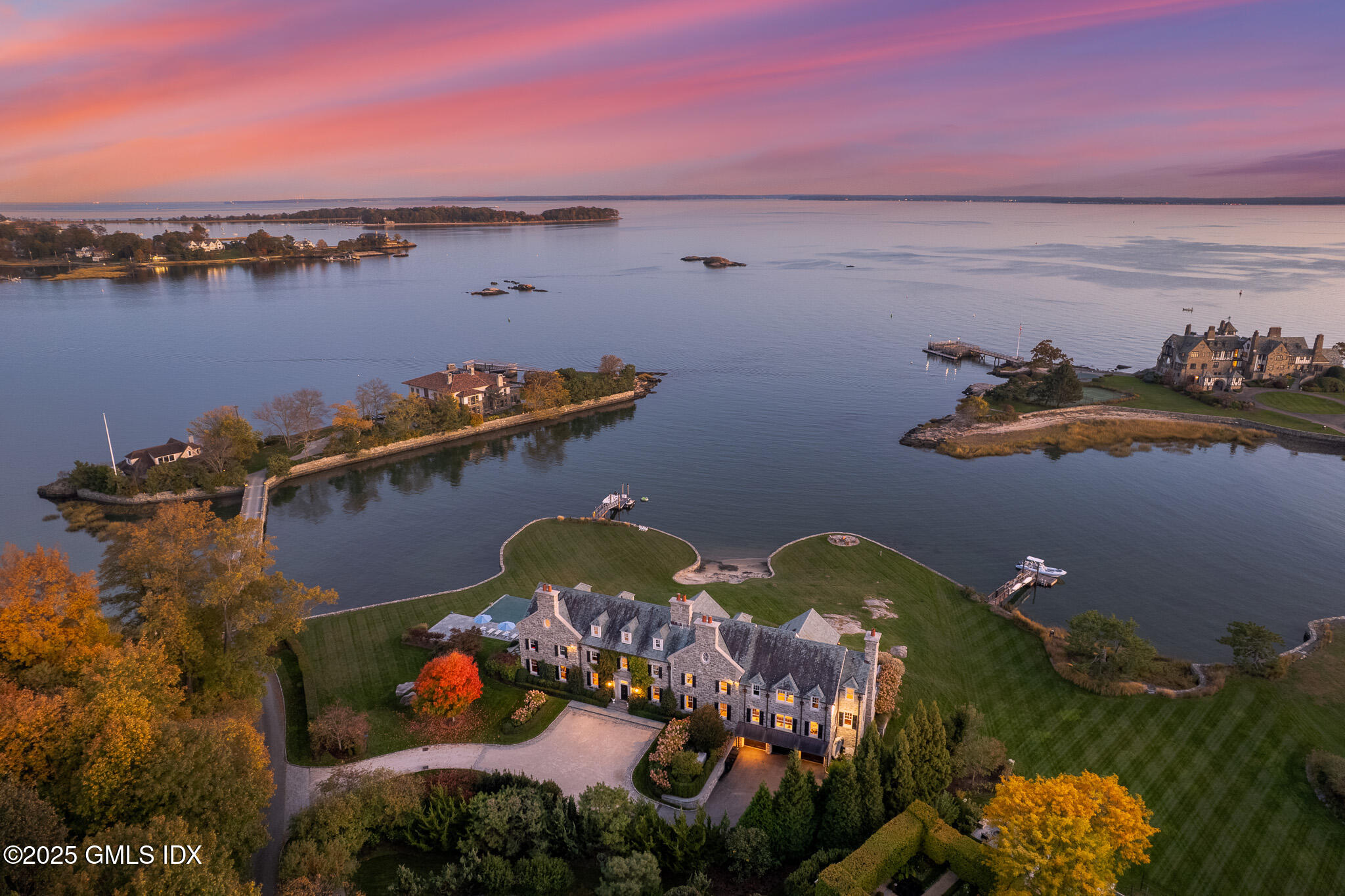 545 Indian Field Road Greenwich, CT 06830 - Photo 39 of 39 545 Indian Field Rd Twilight MLS-18