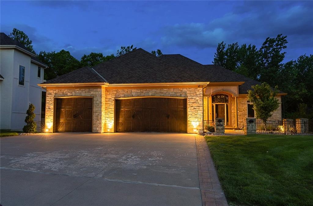 4530 Verona Drive Riverside, MO 64150 - Photo 4 of 40