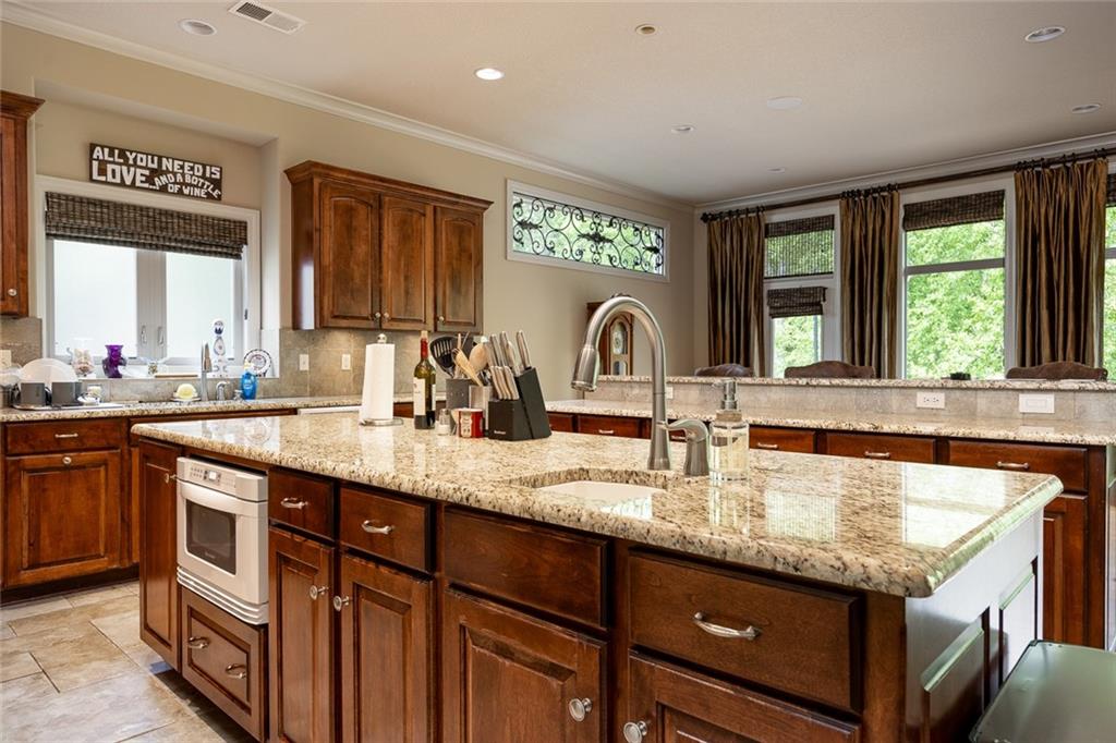 4530 Verona Drive Riverside, MO 64150 - Photo 10 of 40