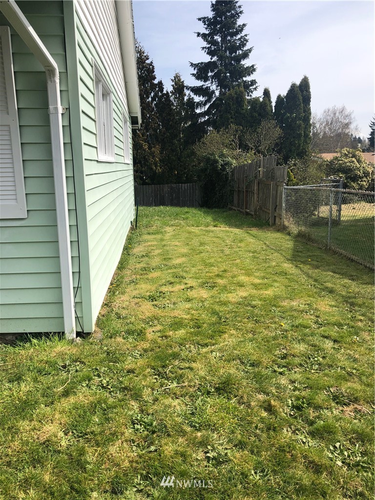 3012 Stewart Road Bremerton, WA 98310 - Photo 12 of 13