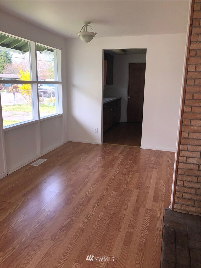 3012 Stewart Road Bremerton, WA 98310 - Photo 4 of 13