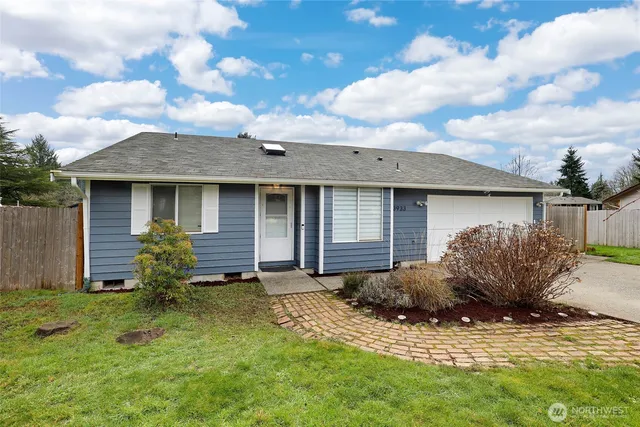 $450,000 | 3933 Woodlawn Drive Southeast, Olympia, WA 98501