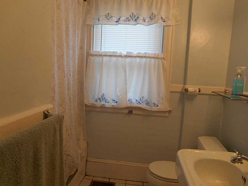 244 Child Street Warren, RI 02885 - Photo 6 of 8 Bathroom.