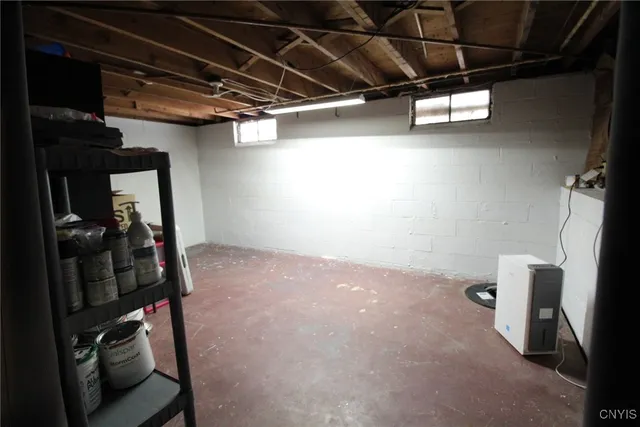 $264,900 | 6049 Bannister Drive, Cicero, NY 13039