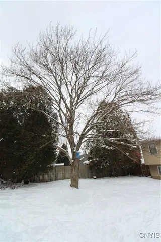 $264,900 | 6049 Bannister Drive, Cicero, NY 13039