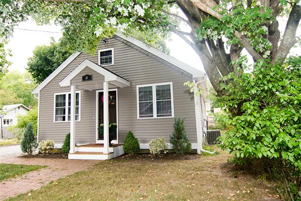 31 Hawley Road Scituate, MA 02066 - Photo 1 of 17 Gallery Image 1