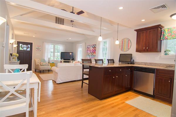 31 Hawley Road Scituate, MA 02066 - Photo 5 of 17 Gallery Image 5