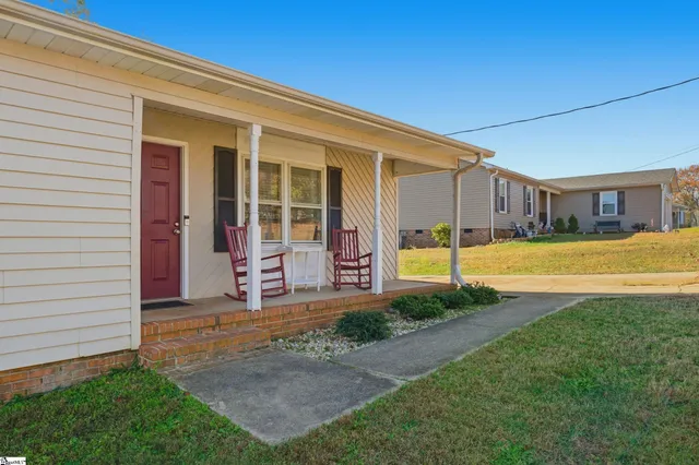 $250,000 | 104 Apollo Avenue, Greer, SC 29651