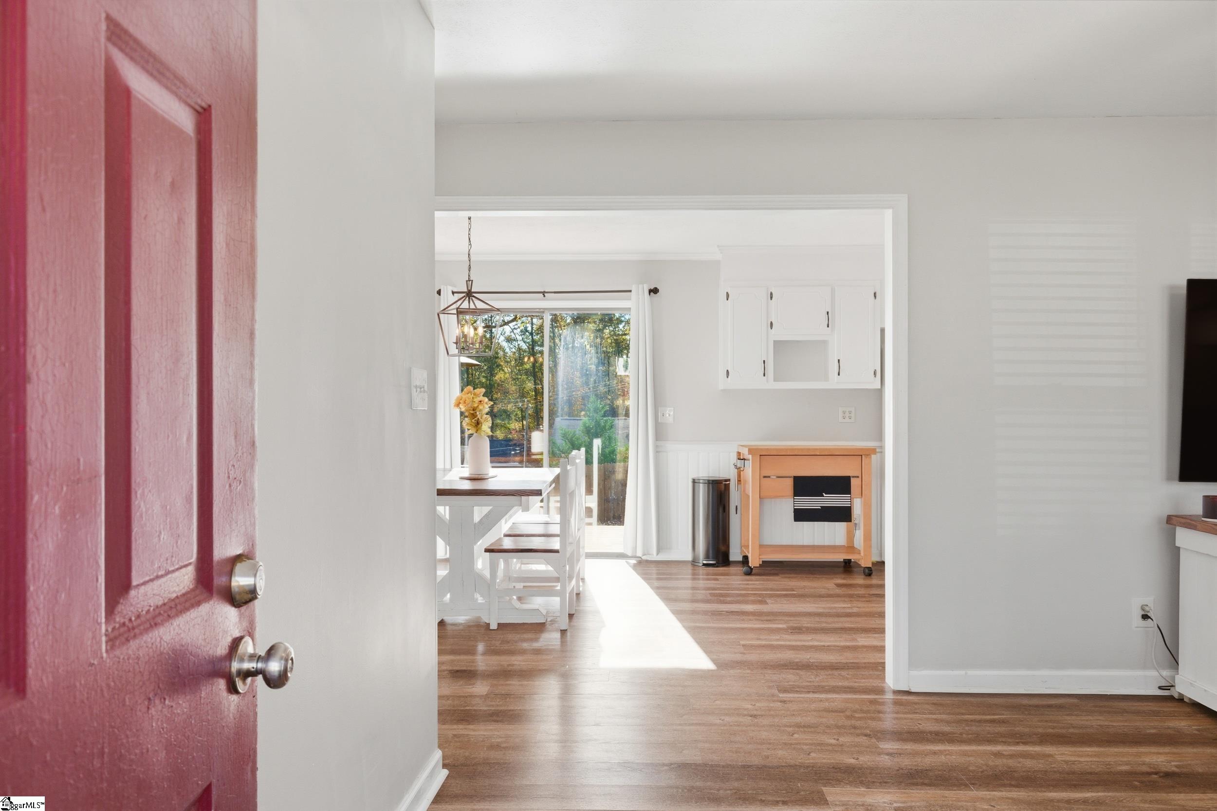 104 Apollo Avenue Greer, SC 29651 - Photo 3 of 19