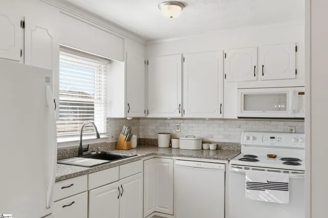 $250,000 | 104 Apollo Avenue, Greer, SC 29651