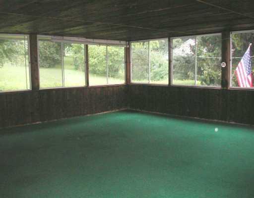 920 Saxonburg Road Butler, PA 16002 - Photo 5 of 8 Patio/Deck.