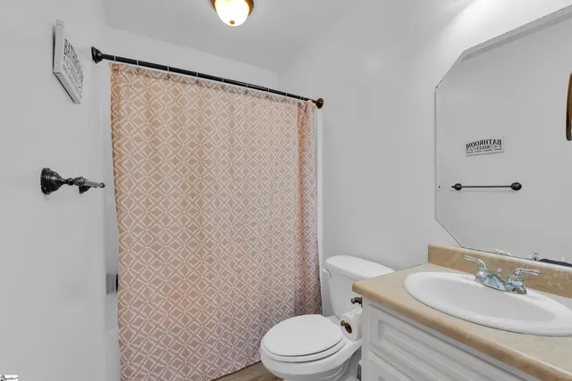 $285,000 | 255 Doris Ann Court, Wellford, SC 29385