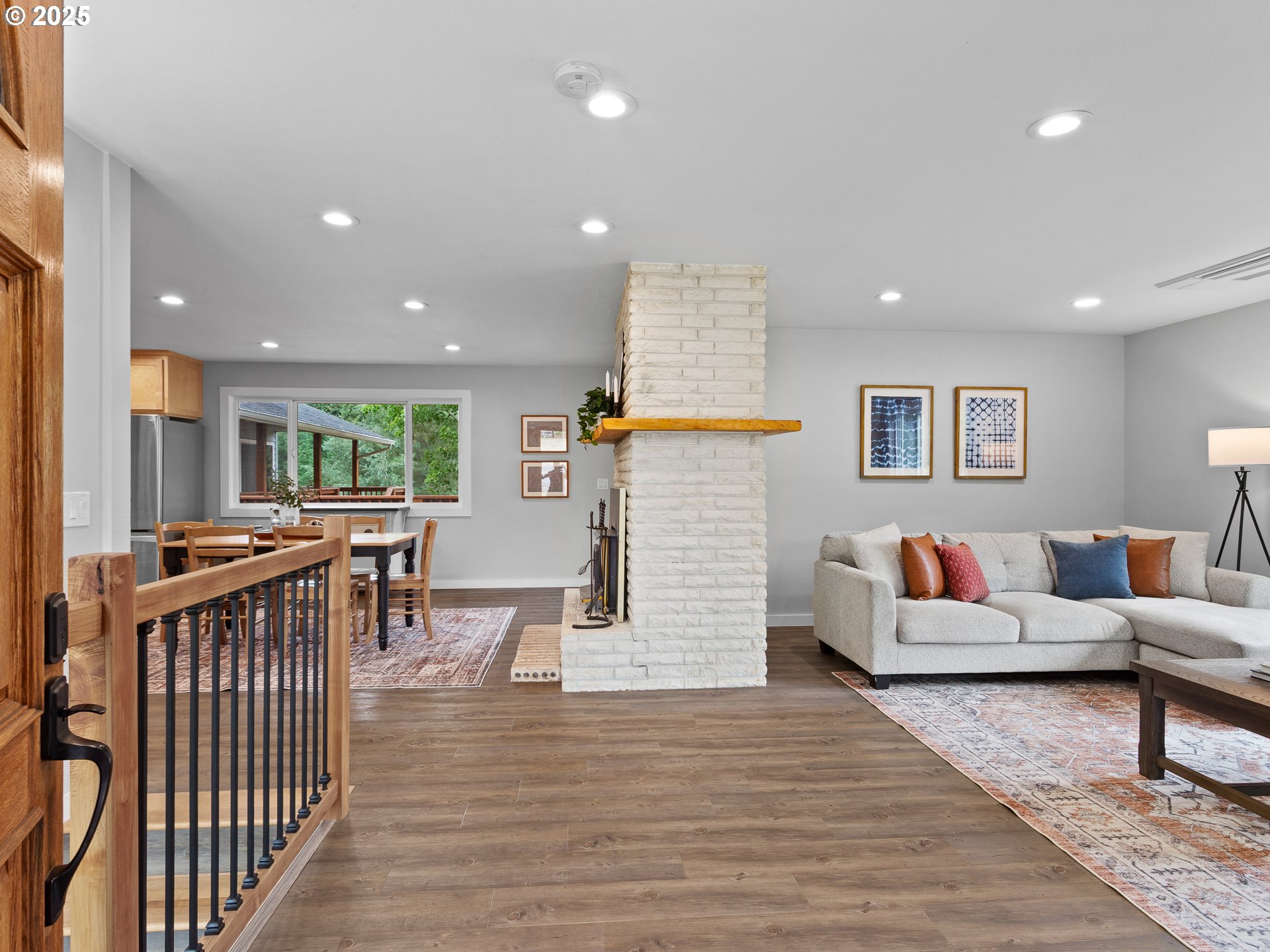 34603 Southeast Jarl Road Boring, OR 97009 - Photo 5 of 48 a living room with furniture and a wooden floor