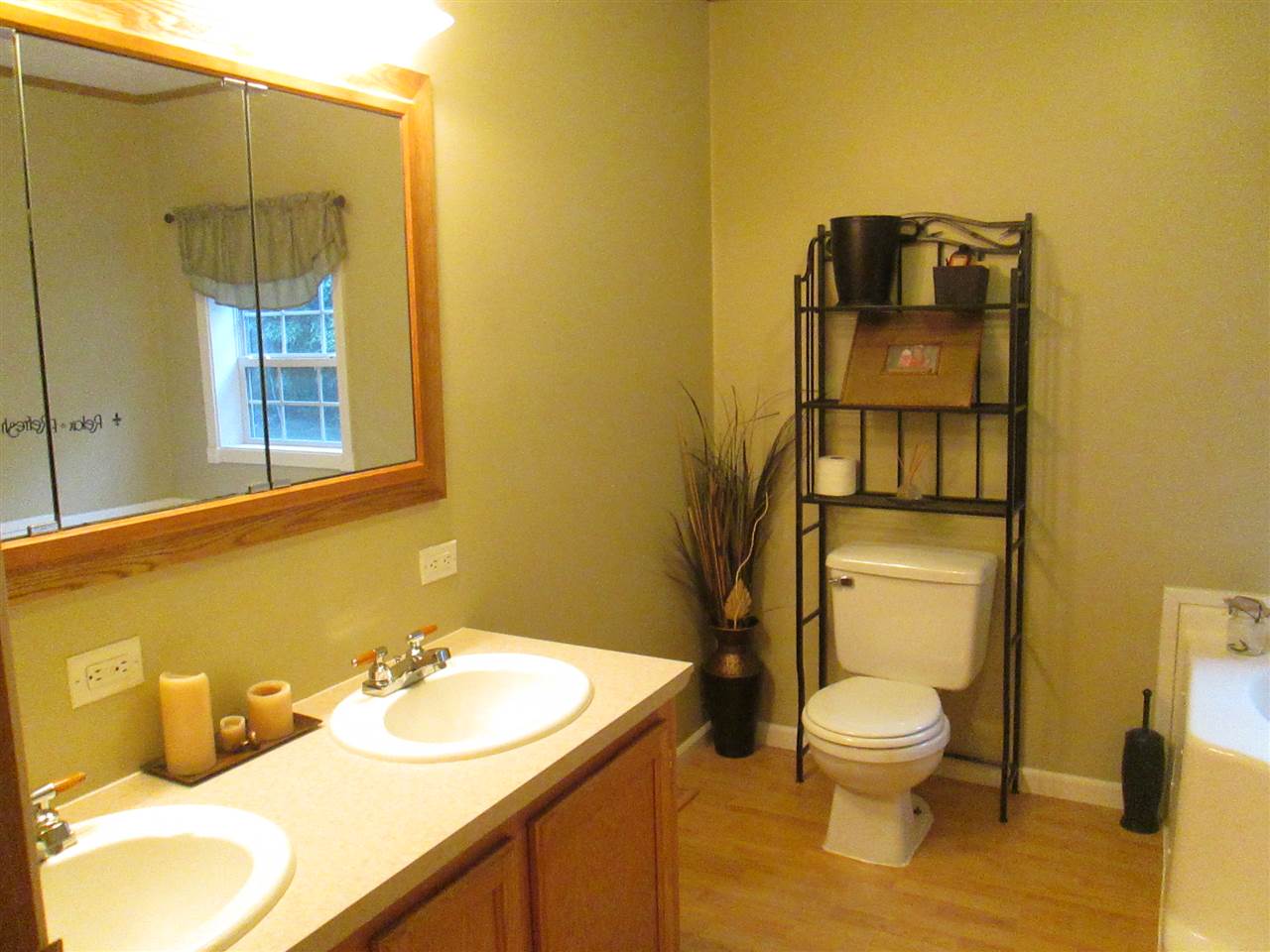20833 8th Road Plymouth, IN 46563 - Photo 11 of 27 Gallery Image 11
