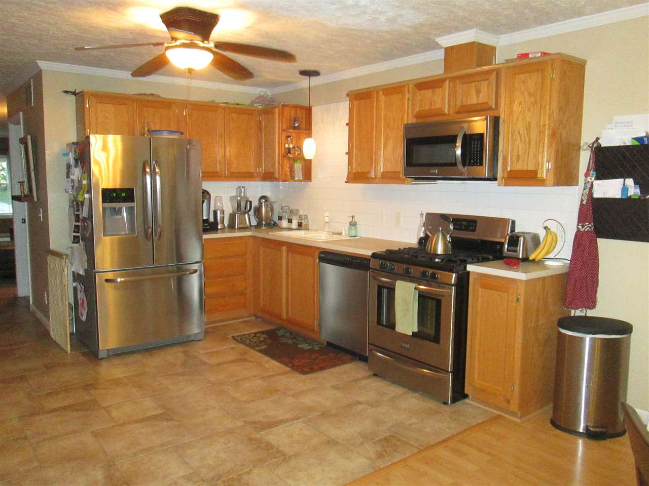 20833 8th Road Plymouth, IN 46563 - Photo 5 of 27 Gallery Image 5