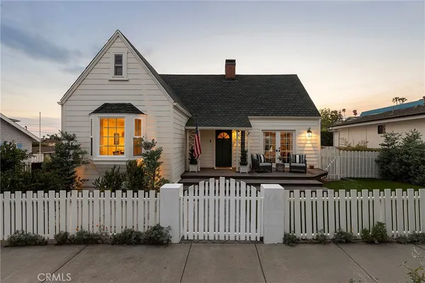 $2,595,000 | 33891 Malaga Drive, Dana Point, CA 92629