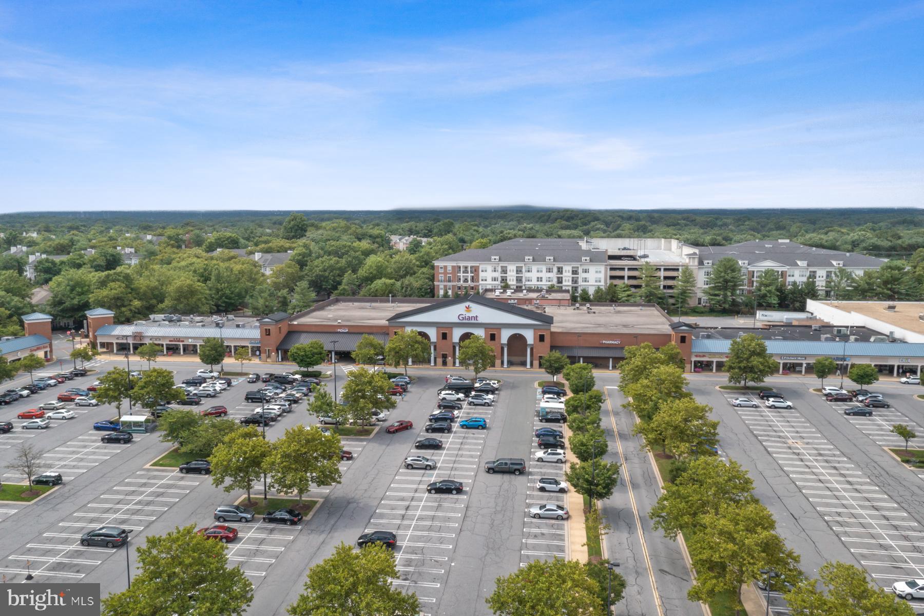 11947 Marmary Road Gaithersburg, MD 20878 - Photo 16 of 16 Giant Kentlands