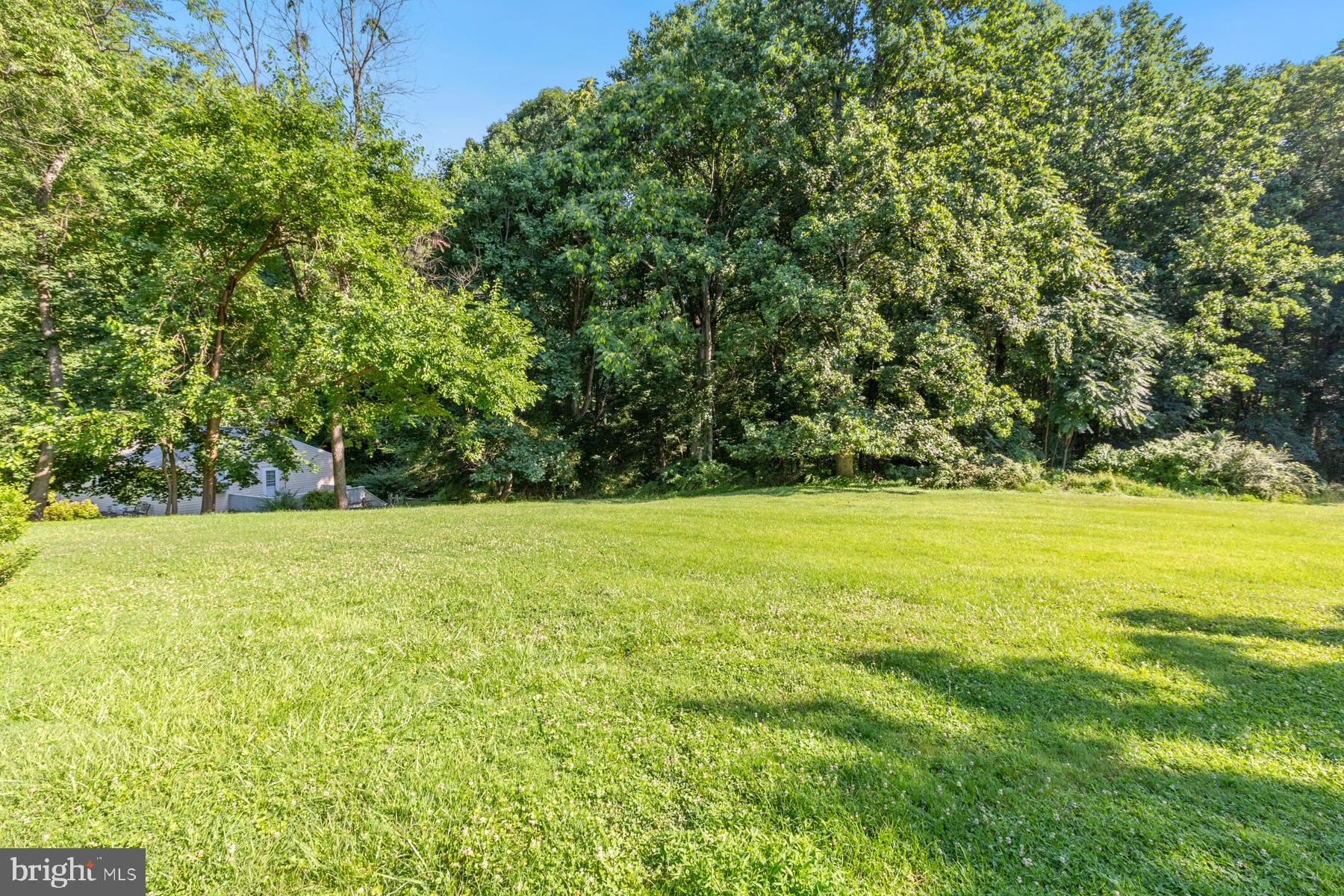 11947 Marmary Road Gaithersburg, MD 20878 - Photo 9 of 16 Ground Property View Center