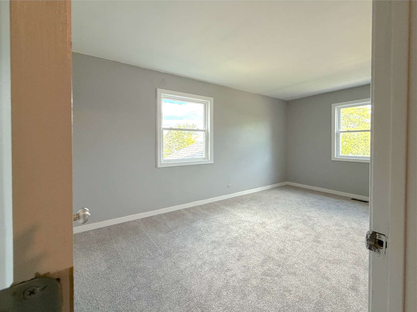3542 Ronald Road Crete, IL 60417 - Photo 16 of 22 an empty room with windows