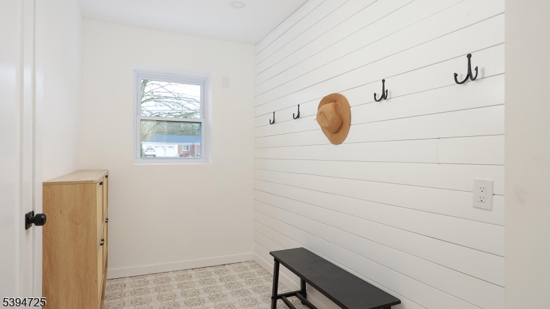 91 Hillcrest Road Warren, NJ 07059 - Photo 15 of 33