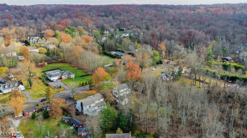 91 Hillcrest Road Warren, NJ 07059 - Photo 31 of 33