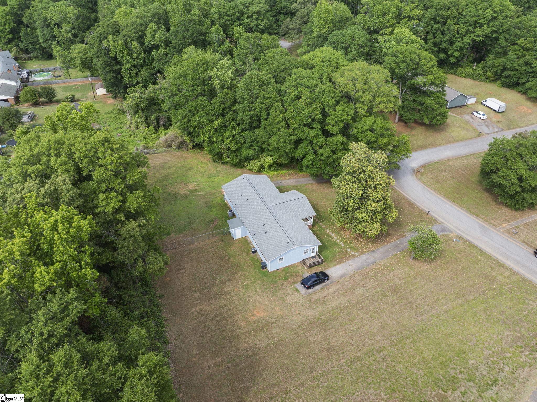 113-115 Hunter Drive Boiling Springs, SC 29316 - Photo 28 of 32