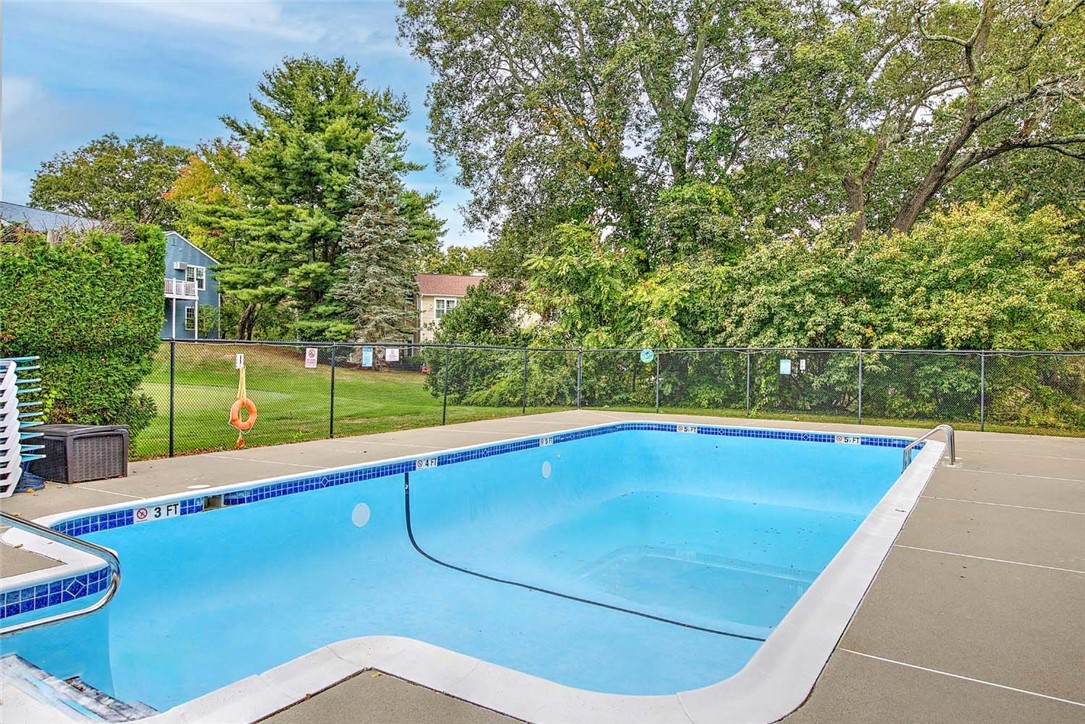 75 Valley Green Court, Unit C North Providence, RI 02904 - Photo 14 of 17