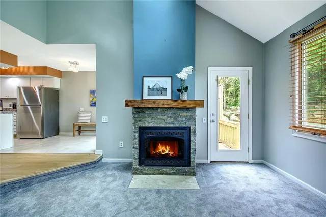 $394,500 | 75 Valley Green Court, Unit C, North Providence, RI 02904