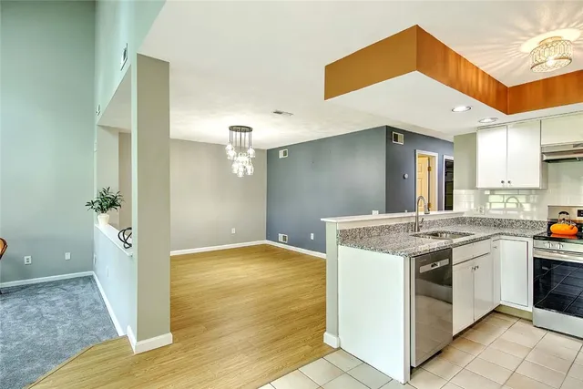 $394,500 | 75 Valley Green Court, Unit C, North Providence, RI 02904