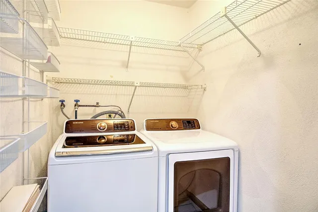 $394,500 | 75 Valley Green Court, Unit C, North Providence, RI 02904