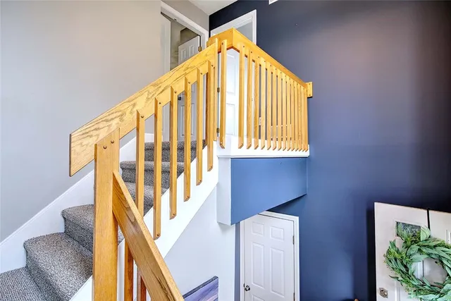 $394,500 | 75 Valley Green Court, Unit C, North Providence, RI 02904