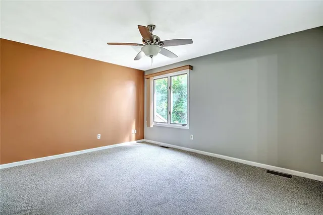 $394,500 | 75 Valley Green Court, Unit C, North Providence, RI 02904