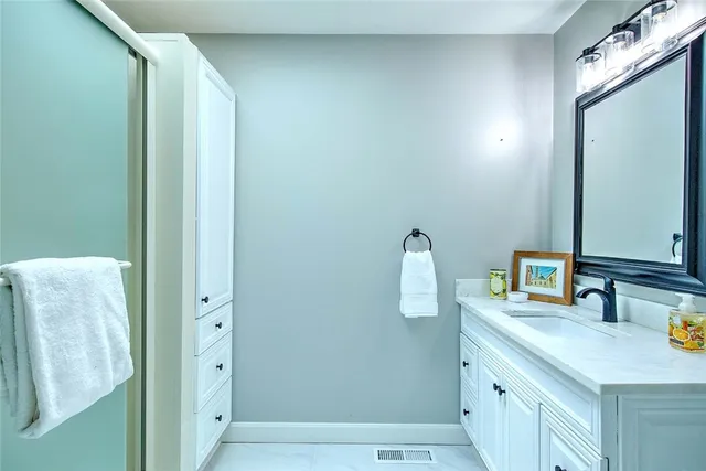 $394,500 | 75 Valley Green Court, Unit C, North Providence, RI 02904