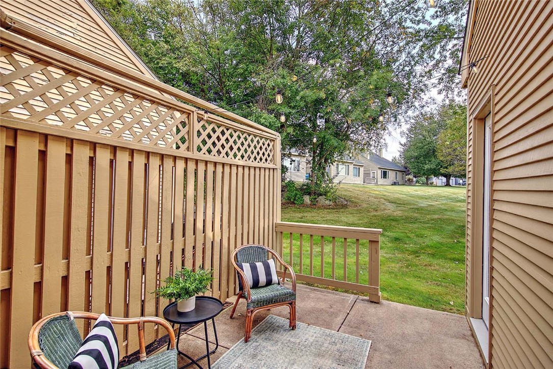 75 Valley Green Court, Unit C North Providence, RI 02904 - Photo 4 of 17