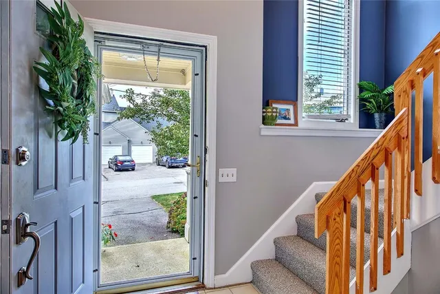 $394,500 | 75 Valley Green Court, Unit C, North Providence, RI 02904