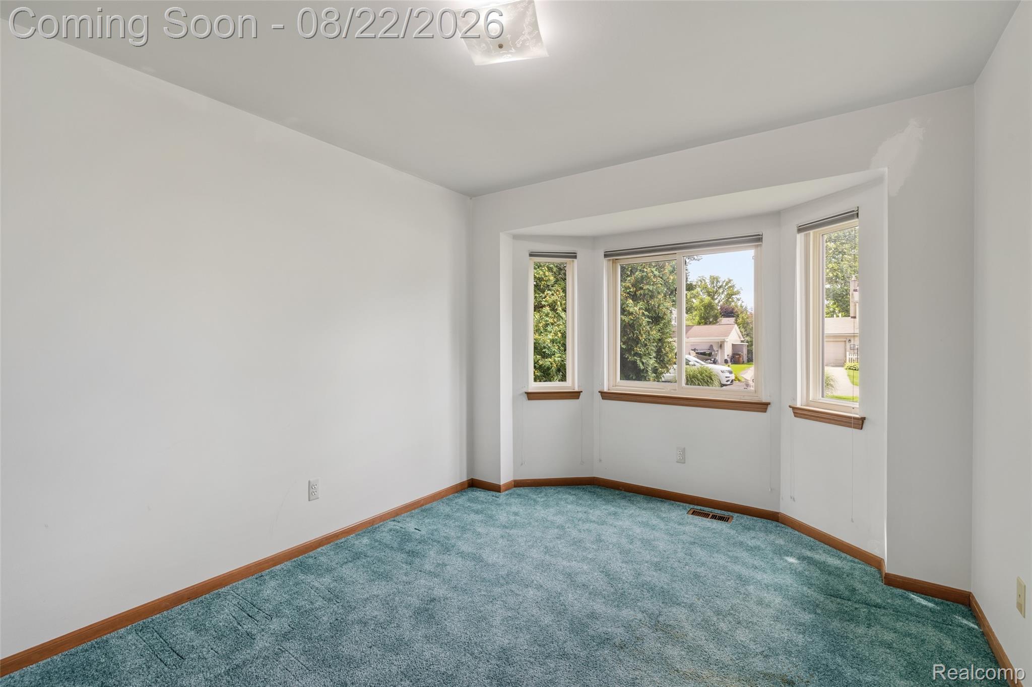 11067 Ranch Home Court Utica, MI 48317 - Photo 14 of 38 11067 Ranch Home Ct-17.jpg