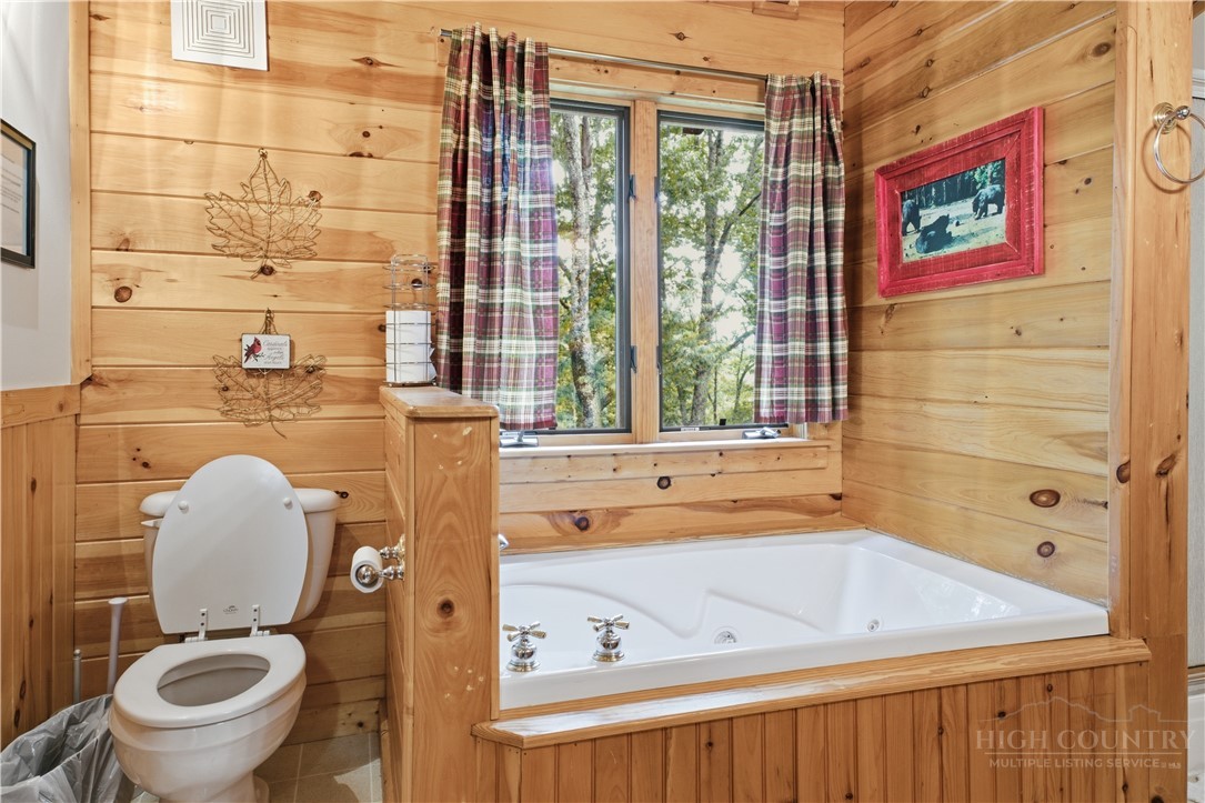 181 Enchanted Woods Road Seven Devils, NC 28604 - Photo 18 of 28