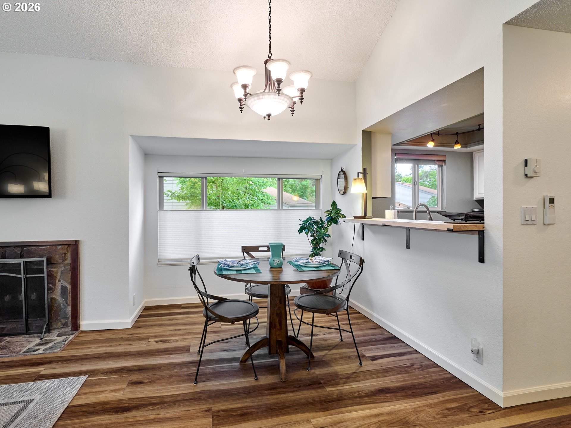 10276 Southwest Trapper Terrace Beaverton, OR 97008 - Photo 6 of 27