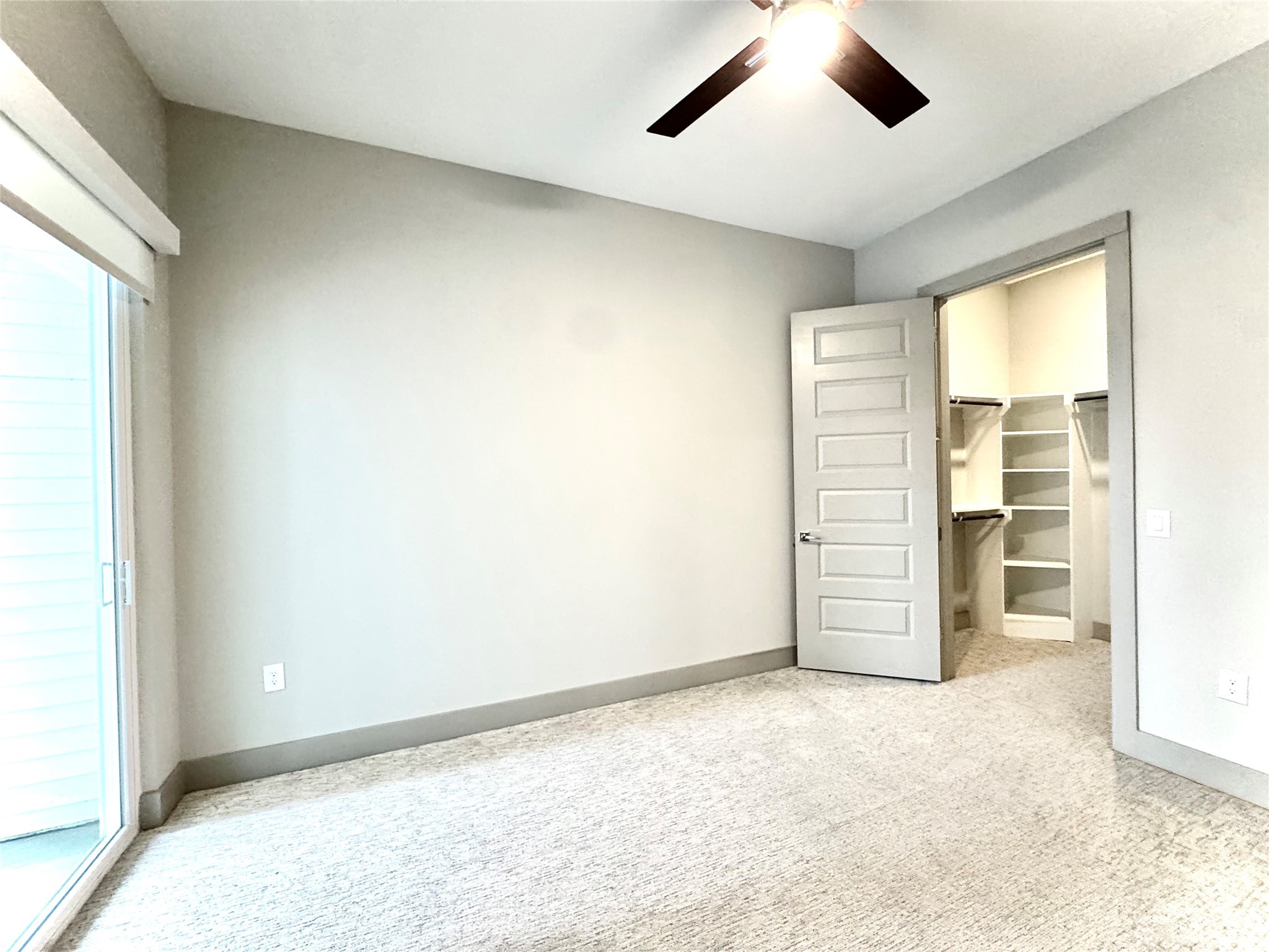 401 West 25th Street, Unit 2125 Houston, TX 77008 - Photo 13 of 45