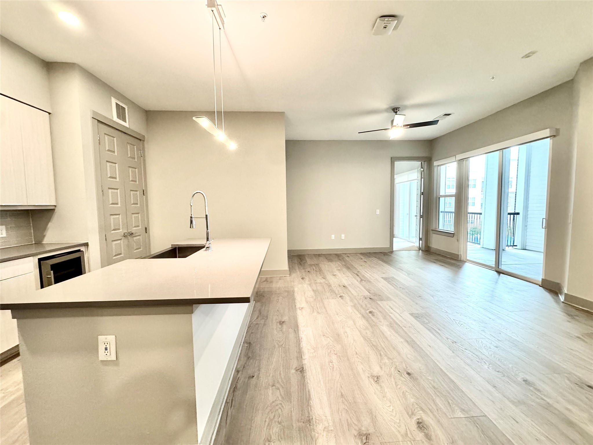 401 West 25th Street, Unit 2125 Houston, TX 77008 - Photo 2 of 45