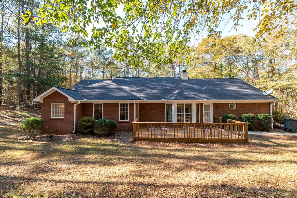 1207 Mack Scott Road Pine Mountain, GA 31822 - Photo 9 of 38 Large wooden deck w/ 2 access pts