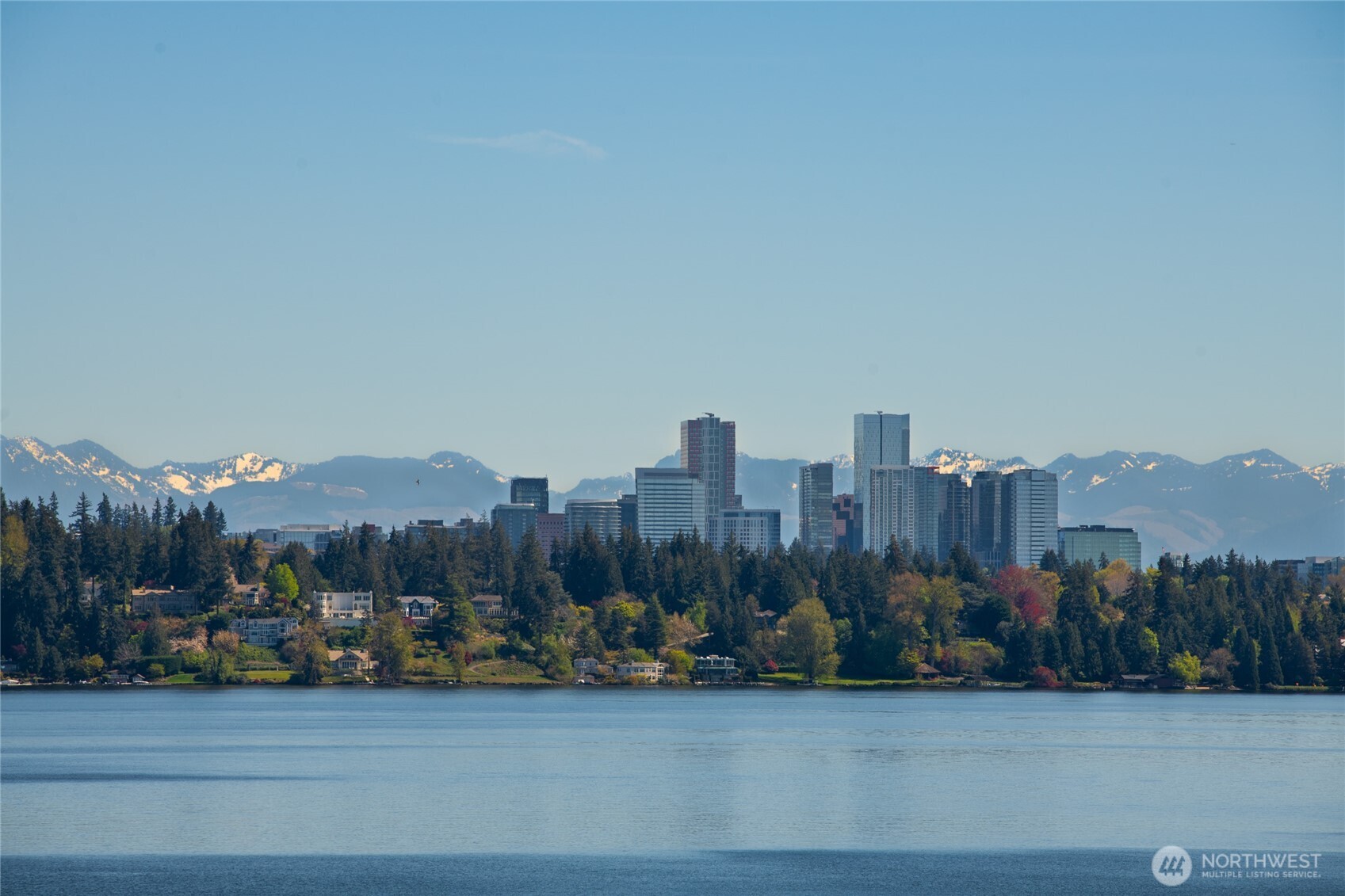 463 39th Avenue East Seattle, WA 98112 - Photo 5 of 31