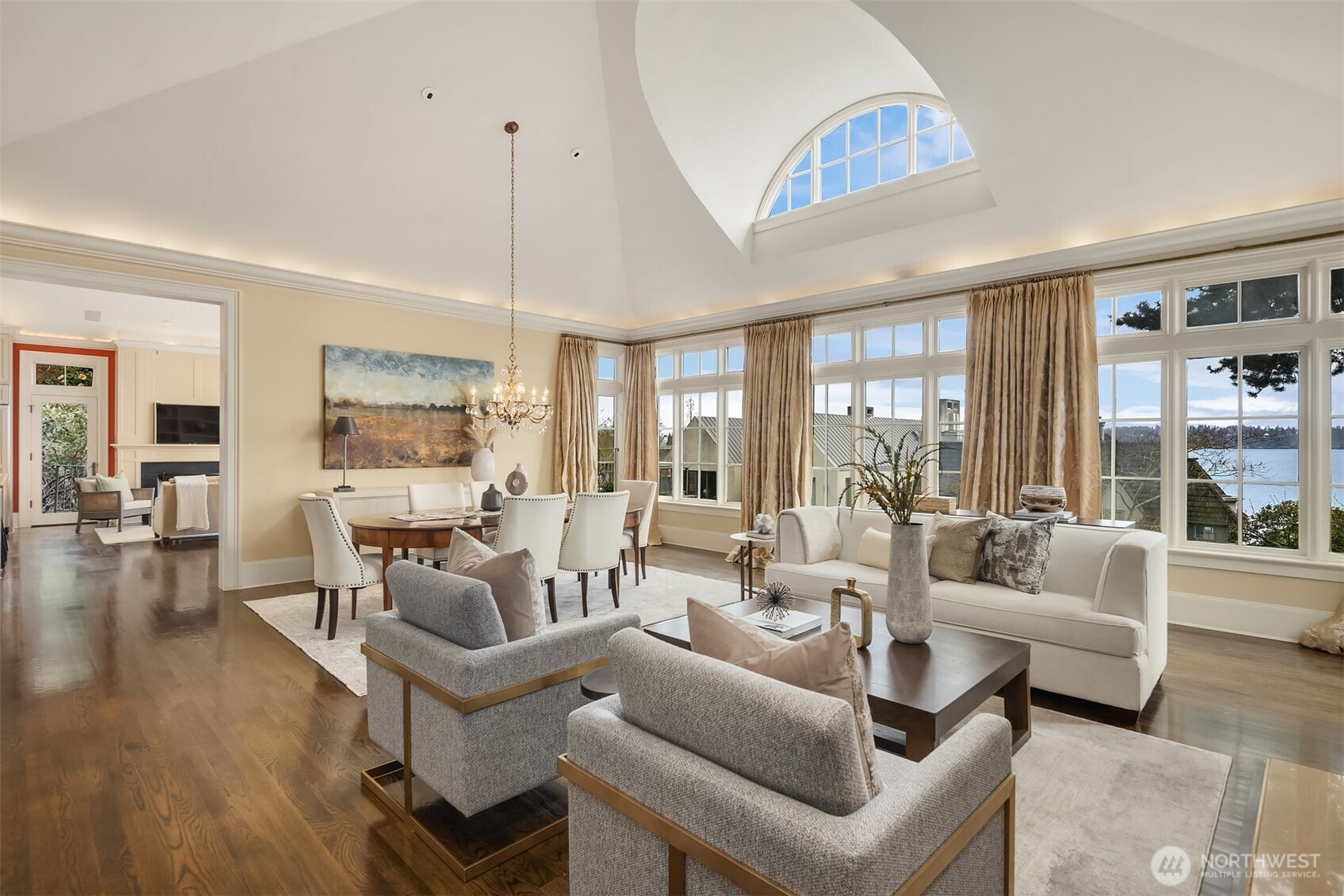 463 39th Avenue East Seattle, WA 98112 - Photo 8 of 31