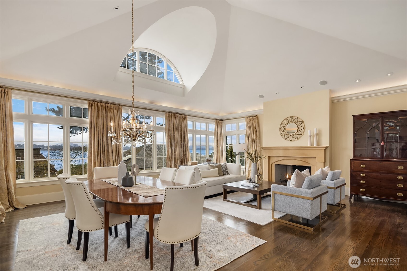 463 39th Avenue East Seattle, WA 98112 - Photo 9 of 31