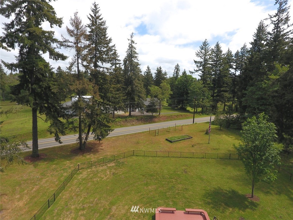 13633 Vail Cut Off Road Southeast Rainier, WA 98576 - Photo 25 of 28