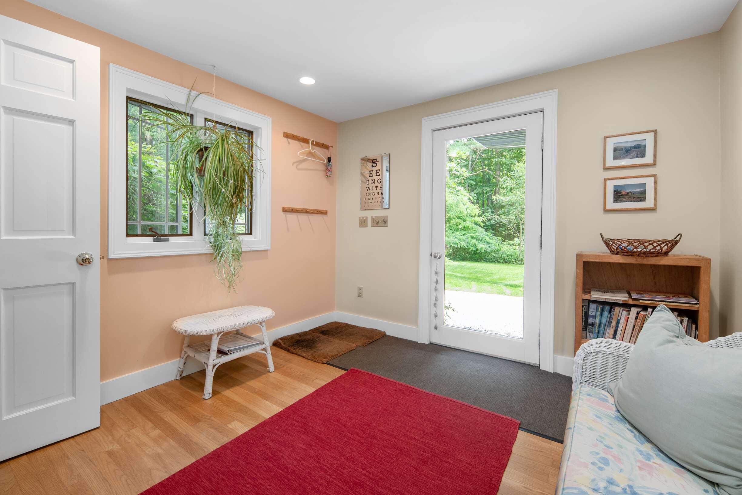 43 Mast Cove Road Eliot, ME 03903 - Photo 31 of 33 Waiting area