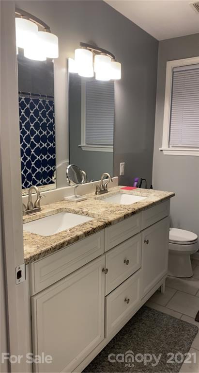 5111 Queen Anne Road Charlotte, NC 28217 - Photo 4 of 12 Gallery Image 4